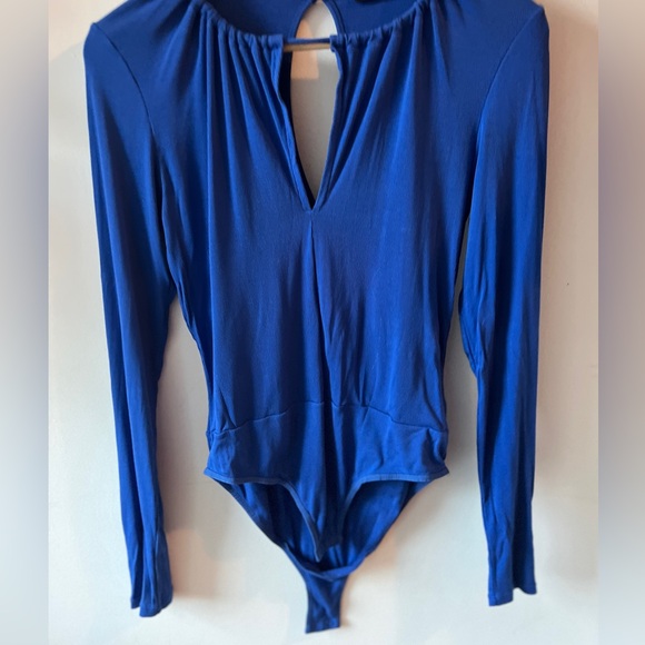 Talula Aritzia Keyhole Back Bodysuit L GUC - Picture 2 of 12